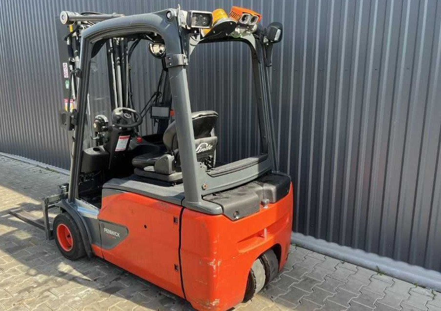 Linde E20L-02 - رافعة شوكية كهربائية: صورة 3 Linde E20L-02 - رافعة شوكية كهربائية: صورة 3