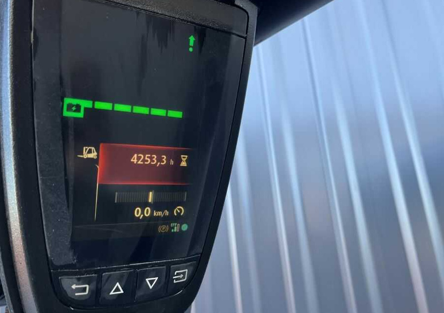 رافعة شوكية كهربائية Linde E25-01: صورة 6 رافعة شوكية كهربائية Linde E25-01: صورة 6