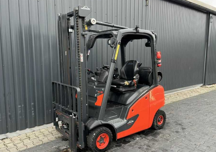 Linde H16T-01 - رافعة شوكية تعمل بالغاز: صورة 1 Linde H16T-01 - رافعة شوكية تعمل بالغاز: صورة 1