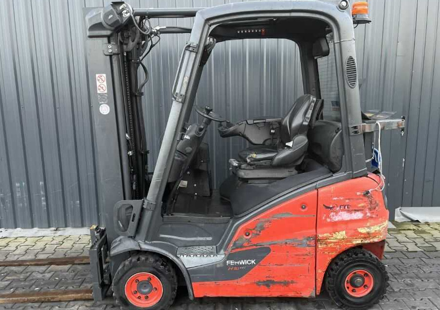 Linde H16T-01 - رافعة شوكية تعمل بالغاز: صورة 2 Linde H16T-01 - رافعة شوكية تعمل بالغاز: صورة 2