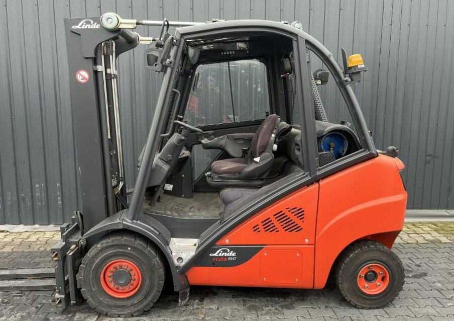 Linde H25T-02/600 - رافعة شوكية تعمل بالغاز: صورة 2 Linde H25T-02/600 - رافعة شوكية تعمل بالغاز: صورة 2