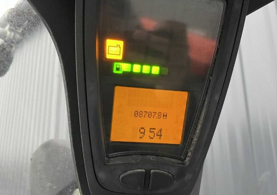 Linde H25T-02 - رافعة شوكية تعمل بالغاز: صورة 4 Linde H25T-02 - رافعة شوكية تعمل بالغاز: صورة 4