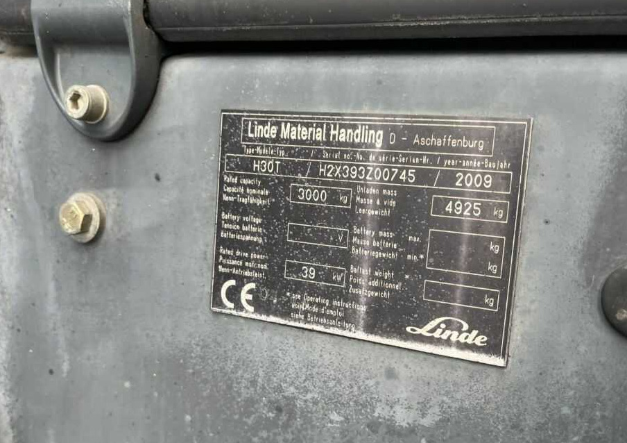 Linde H30T-01 - رافعة شوكية تعمل بالغاز: صورة 4 Linde H30T-01 - رافعة شوكية تعمل بالغاز: صورة 4