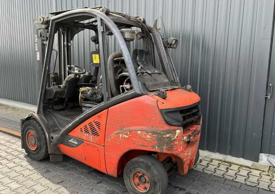 Linde H35T-02 - رافعة شوكية تعمل بالغاز: صورة 3 Linde H35T-02 - رافعة شوكية تعمل بالغاز: صورة 3