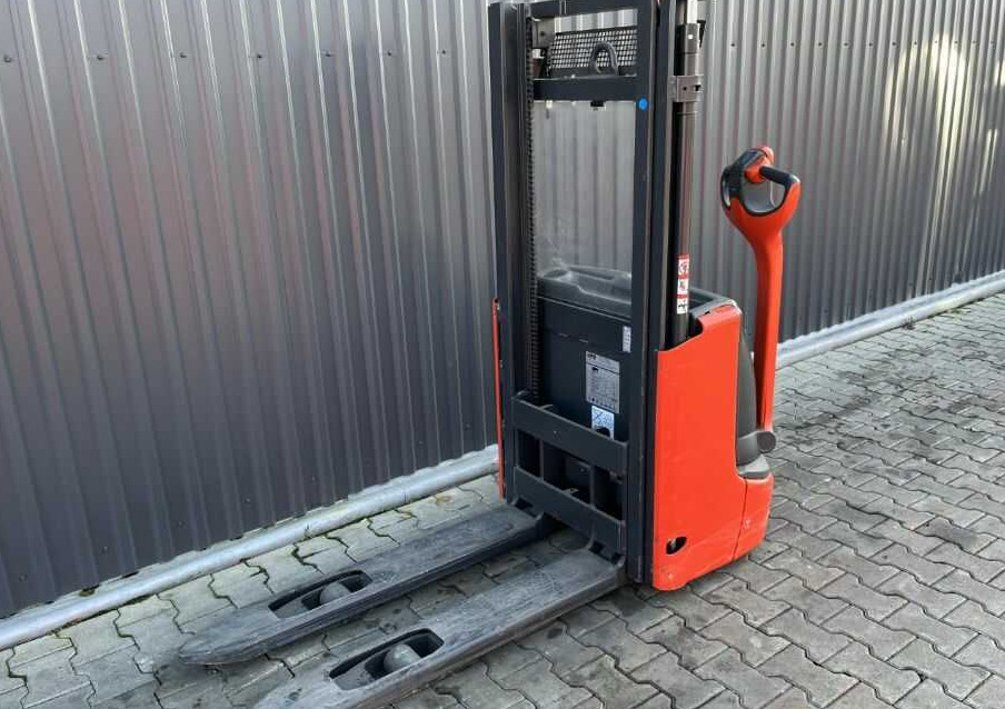 Linde L10B - آلة تكديس: صورة 1 Linde L10B - آلة تكديس: صورة 1