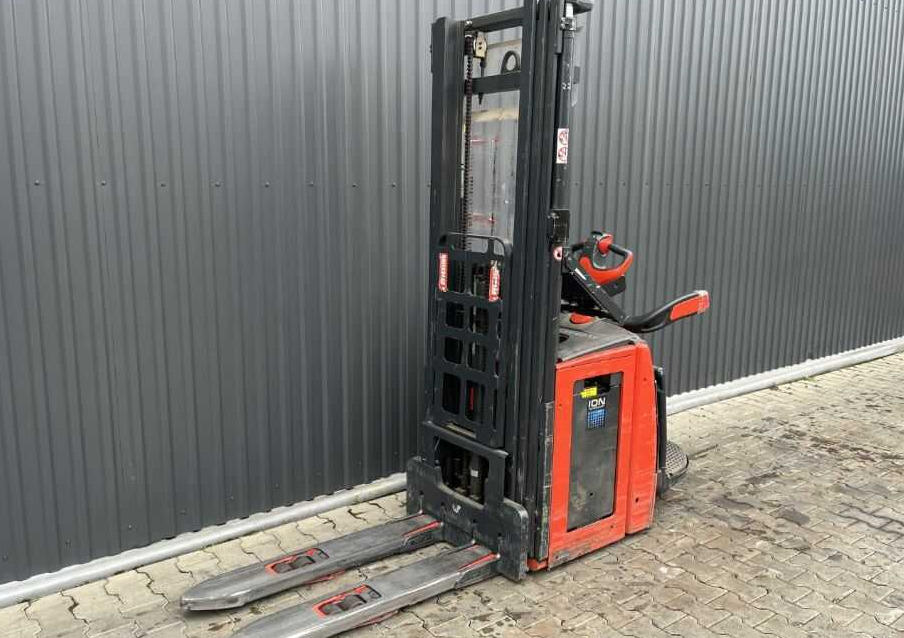 Linde L14APi - آلة تكديس: صورة 1 Linde L14APi - آلة تكديس: صورة 1