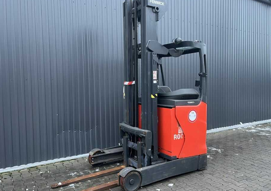 Linde R14-01 - رافعة شوكية للوصول للأماكن الضيقة: صورة 1 Linde R14-01 - رافعة شوكية للوصول للأماكن الضيقة: صورة 1