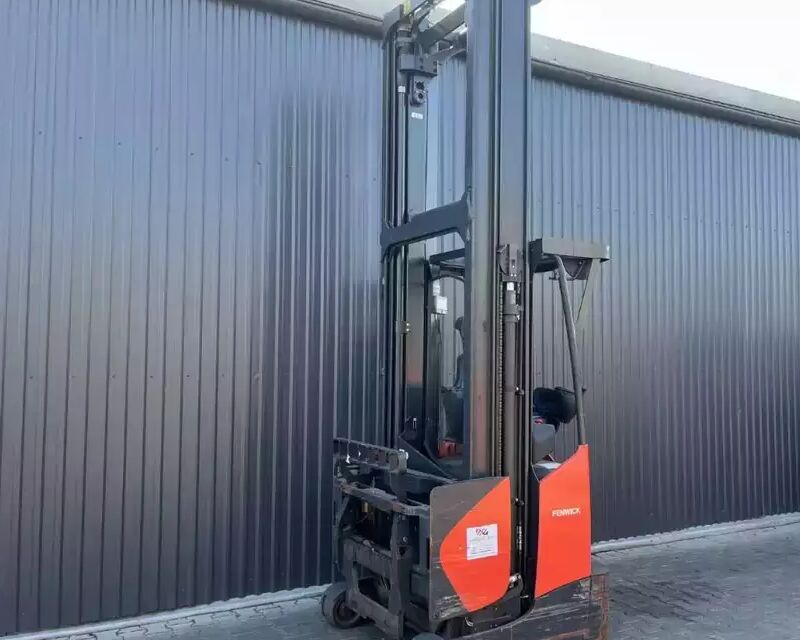 Linde R14X-03 - رافعة شوكية للوصول للأماكن الضيقة: صورة 1 Linde R14X-03 - رافعة شوكية للوصول للأماكن الضيقة: صورة 1