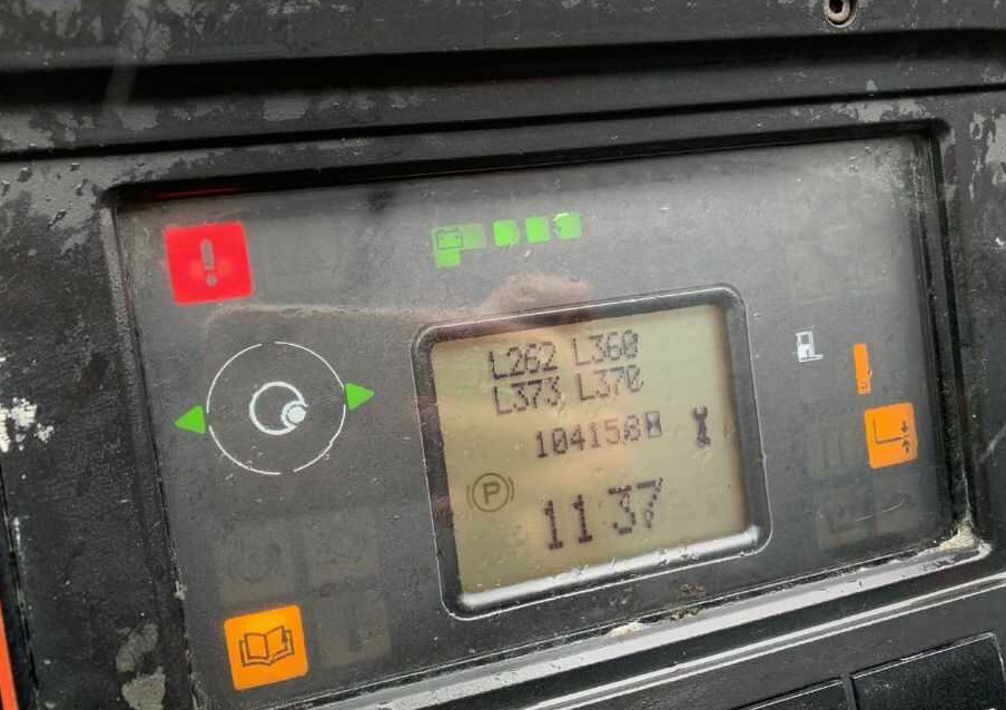 Linde R16HD-01 - رافعة شوكية للوصول للأماكن الضيقة: صورة 5 Linde R16HD-01 - رافعة شوكية للوصول للأماكن الضيقة: صورة 5
