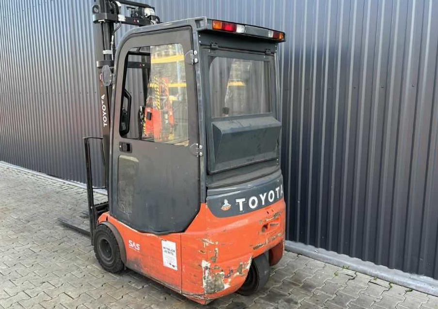Toyota 7FBEST13 - رافعة شوكية كهربائية: صورة 3 Toyota 7FBEST13 - رافعة شوكية كهربائية: صورة 3