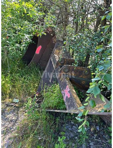 Case 988 - بكت: صورة 1 Case 988 - بكت: صورة 1