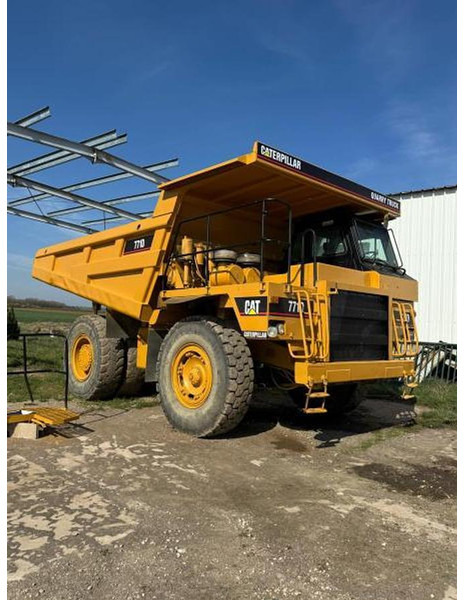 Caterpillar 771D - شاحنة قلاب التعدين: صورة 3 Caterpillar 771D - شاحنة قلاب التعدين: صورة 3
