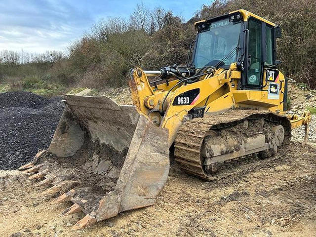 Caterpillar 963D - اللودر: صورة 1 Caterpillar 963D - اللودر: صورة 1