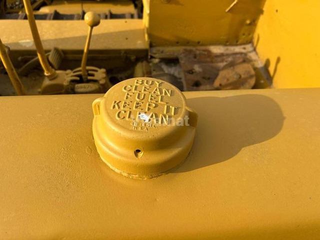 Caterpillar D4 - - بلدوزر: صورة 3 Caterpillar D4 - - بلدوزر: صورة 3