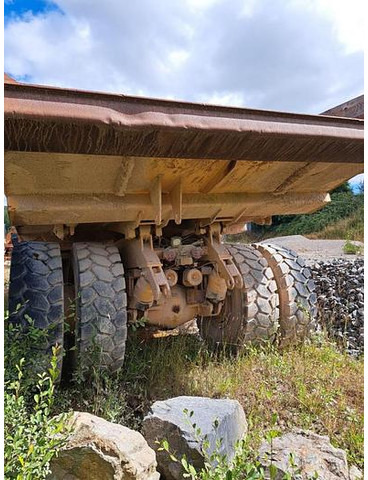 Euclid R32C - شاحنة قلاب التعدين: صورة 4 Euclid R32C - شاحنة قلاب التعدين: صورة 4