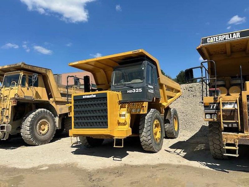 Komatsu HD325-6KE - شاحنة قلاب التعدين: صورة 2 Komatsu HD325-6KE - شاحنة قلاب التعدين: صورة 2