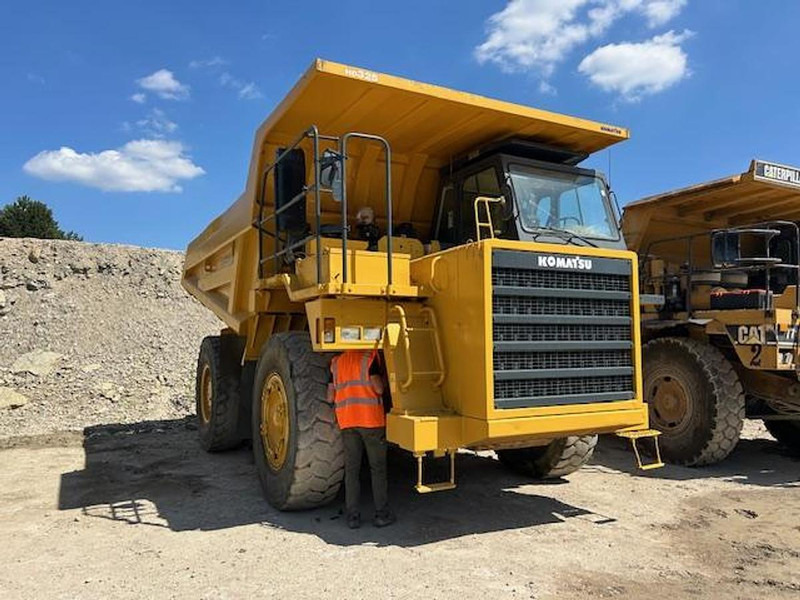 Komatsu HD325-6KE - شاحنة قلاب التعدين: صورة 3 Komatsu HD325-6KE - شاحنة قلاب التعدين: صورة 3