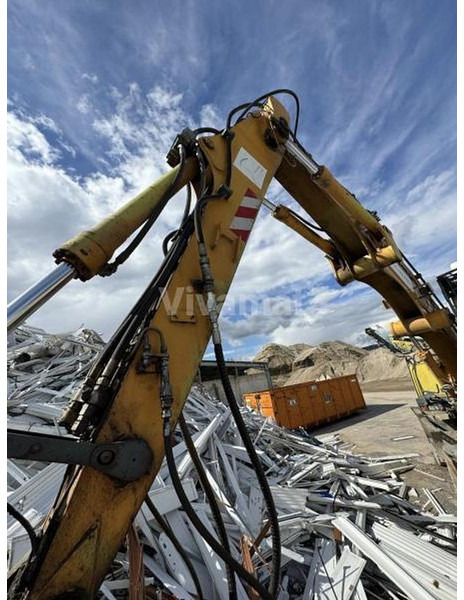 Liebherr A316 Li - اللودر بعجل: صورة 5 Liebherr A316 Li - اللودر بعجل: صورة 5