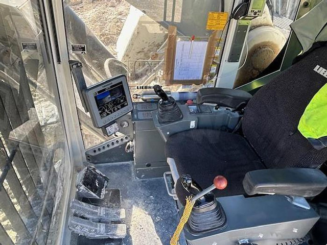 Liebherr R9100 - حفار زاحف: صورة 5 Liebherr R9100 - حفار زاحف: صورة 5