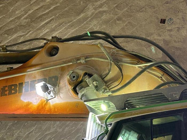 Liebherr R956HD - حفار زاحف: صورة 5 Liebherr R956HD - حفار زاحف: صورة 5