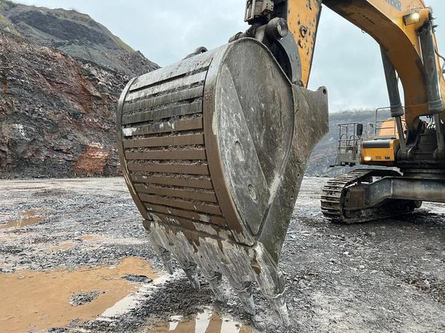 Liebherr R980SME HD - - حفار زاحف: صورة 4 Liebherr R980SME HD - - حفار زاحف: صورة 4