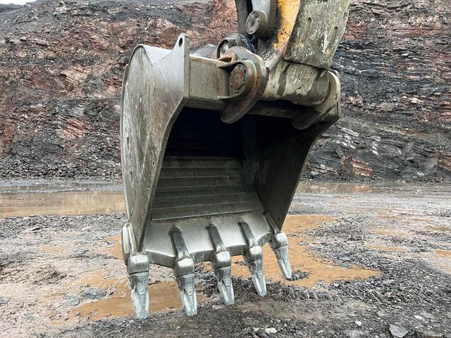 حفار زاحف Liebherr R980SME HD -: صورة 5 حفار زاحف Liebherr R980SME HD -: صورة 5