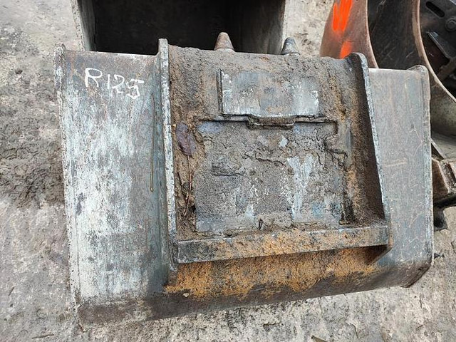 Mecalac 12MXT - بكت حفار: صورة 1 Mecalac 12MXT - بكت حفار: صورة 1