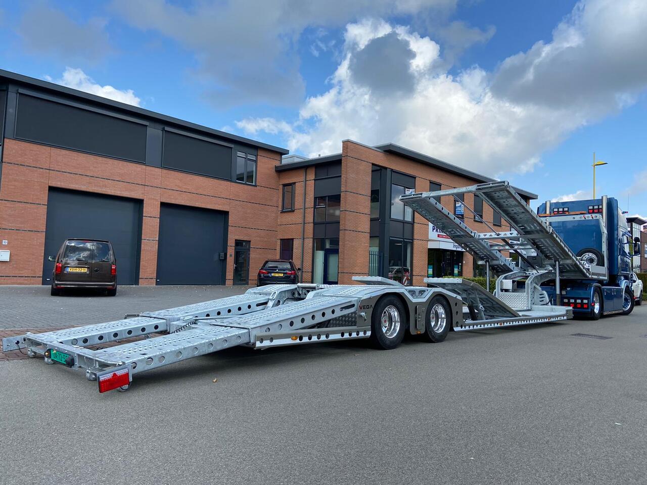 Vegafix (2 Axle Truck Carrier) - نصف مقطورة نقل سيارات: صورة 2 Vegafix (2 Axle Truck Carrier) - نصف مقطورة نقل سيارات: صورة 2