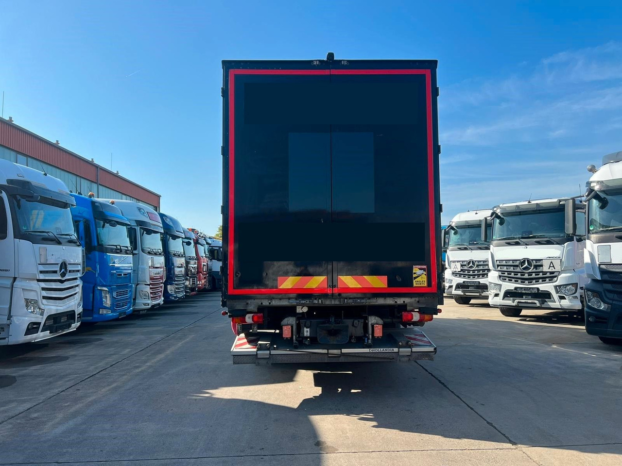 شاحنة صندوقية Mercedes-Benz ATEGO 1530 * SCHLAFKABINE * STANDKLIMA*LBW 2 TON: صورة 6