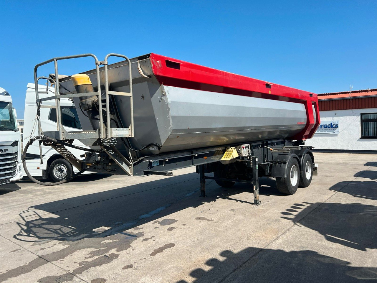 Schwarzmüller SM * KIPPER * 24 KUBIK * BPW * STAHLMULDE * - نصف مقطورة قلابة: صورة 1 Schwarzmüller SM * KIPPER * 24 KUBIK * BPW * STAHLMULDE * - نصف مقطورة قلابة: صورة 1