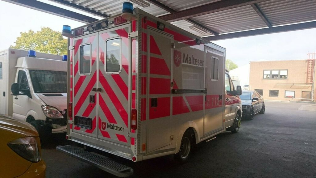 Mercedes-Benz Sprinter 519 ATM 0km / 107 - سيارة إسعاف: صورة 2 Mercedes-Benz Sprinter 519 ATM 0km / 107 - سيارة إسعاف: صورة 2