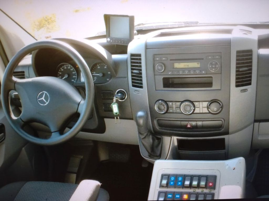 سيارة إسعاف Mercedes-Benz Sprinter 519  ATM 0km / Power Load / Garantie: صورة 20