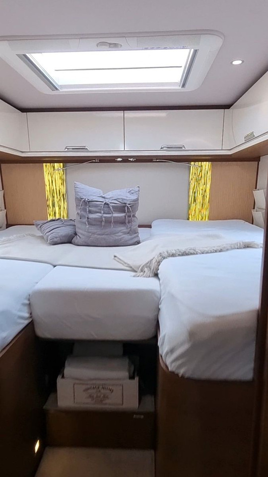 Niesmann + Bischoff Flair 880 BE - موتر هوم متكامل: صورة 4 Niesmann + Bischoff Flair 880 BE - موتر هوم متكامل: صورة 4