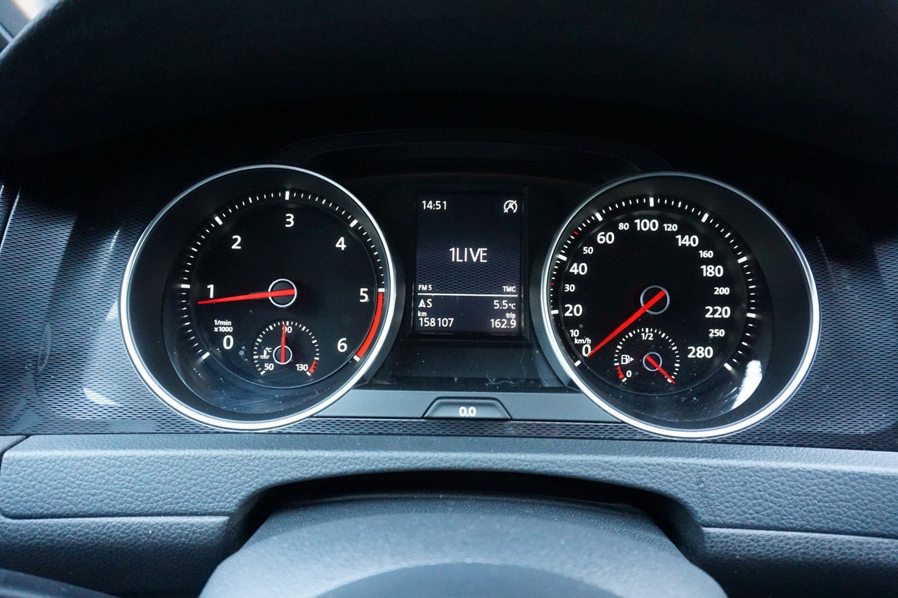 Volkswagen Golf 2.0 TDI DSG BMT GTD - سيدان: صورة 5 Volkswagen Golf 2.0 TDI DSG BMT GTD - سيدان: صورة 5