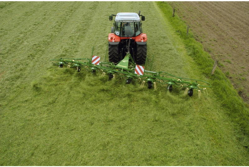 Krone gedragen schudders KW - نشارة الدريس/ شوكة جرف: صورة 2 Krone gedragen schudders KW - نشارة الدريس/ شوكة جرف: صورة 2