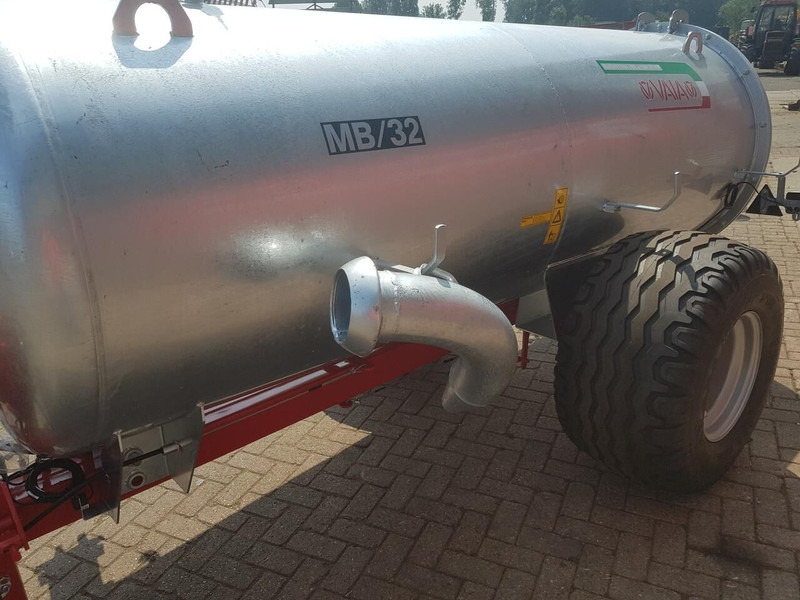 MB 32 Water tank - مقطورة صهريج: صورة 4 MB 32 Water tank - مقطورة صهريج: صورة 4