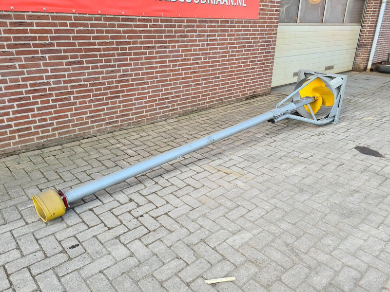 MESTMIXER Reck 4000 mm - Gebruikt - آلة نشر السماد: صورة 3 MESTMIXER Reck 4000 mm - Gebruikt - آلة نشر السماد: صورة 3