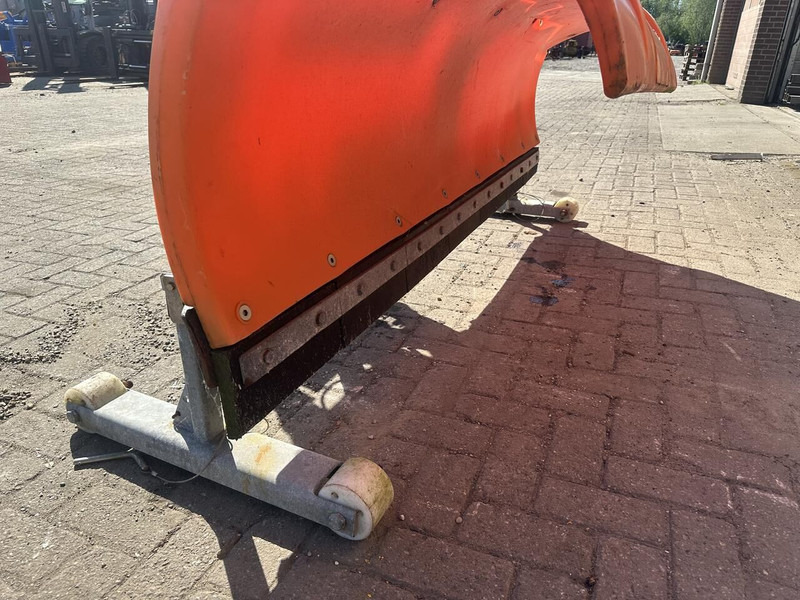 NIDO - كاسحة ثلوج: صورة 4 NIDO - كاسحة ثلوج: صورة 4