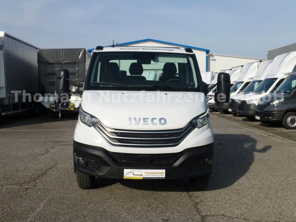 Iveco DAILY 70C18 Festplateau Alu Premium Automatik - شاحنة سحب, شاحنة توصيل مغلقة: صورة 3 Iveco DAILY 70C18 Festplateau Alu Premium Automatik - شاحنة سحب, شاحنة توصيل مغلقة: صورة 3