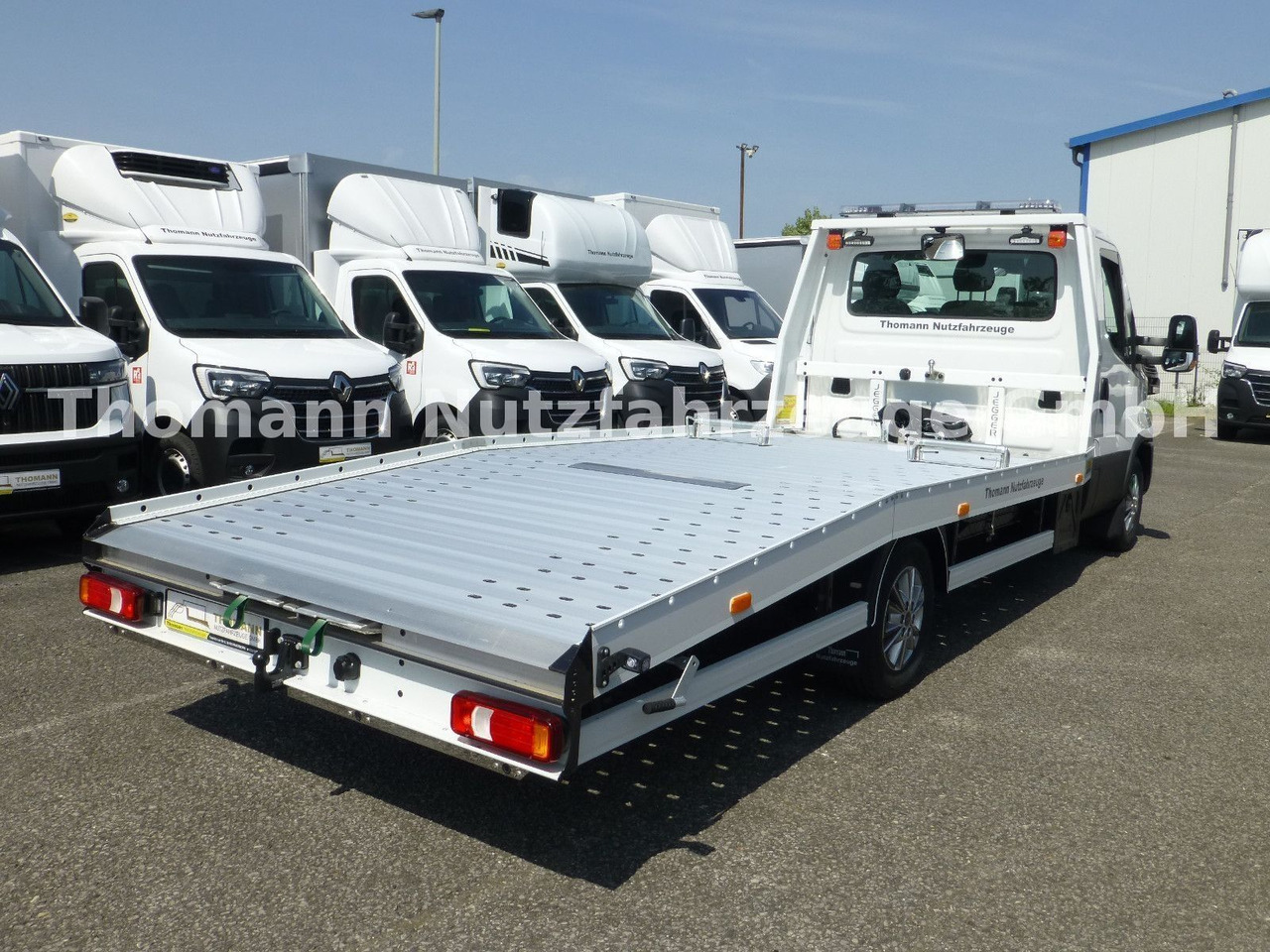 Iveco Daily 35S18 Autotransporter Aut. Luftfed. NAVI - شاحنة سحب: صورة 4 Iveco Daily 35S18 Autotransporter Aut. Luftfed. NAVI - شاحنة سحب: صورة 4