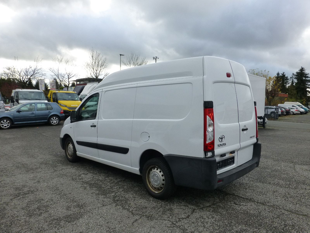 Toyota PROACE 2.0d L2H2 Klima Standheizung - فان المدمجة: صورة 4 Toyota PROACE 2.0d L2H2 Klima Standheizung - فان المدمجة: صورة 4