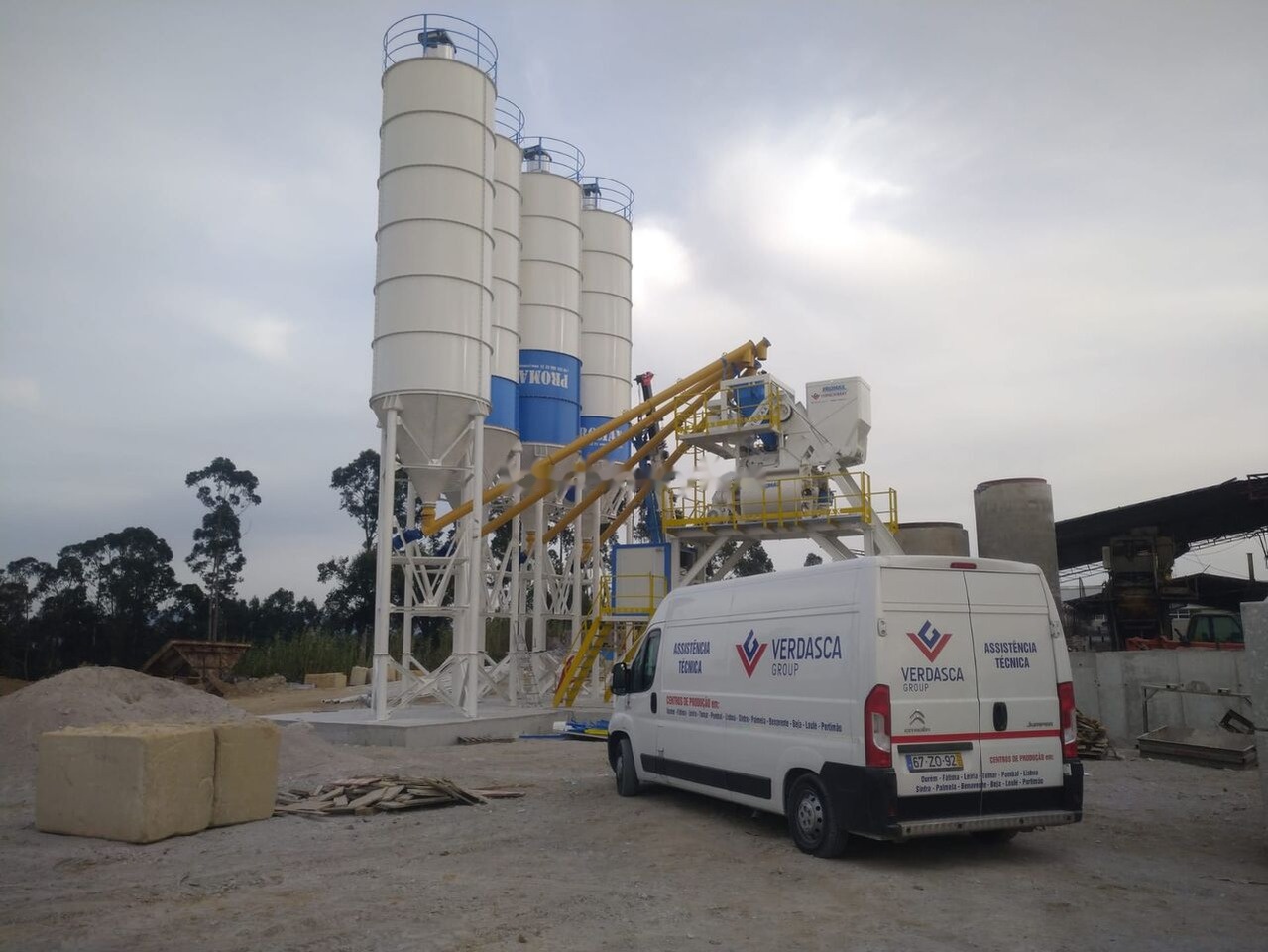 Promax Compact Skip Concrete Batching Plant CS100-TWN-LINE (100m3/h) - خزان الأسمنت: صورة 2 Promax Compact Skip Concrete Batching Plant CS100-TWN-LINE (100m3/h) - خزان الأسمنت: صورة 2