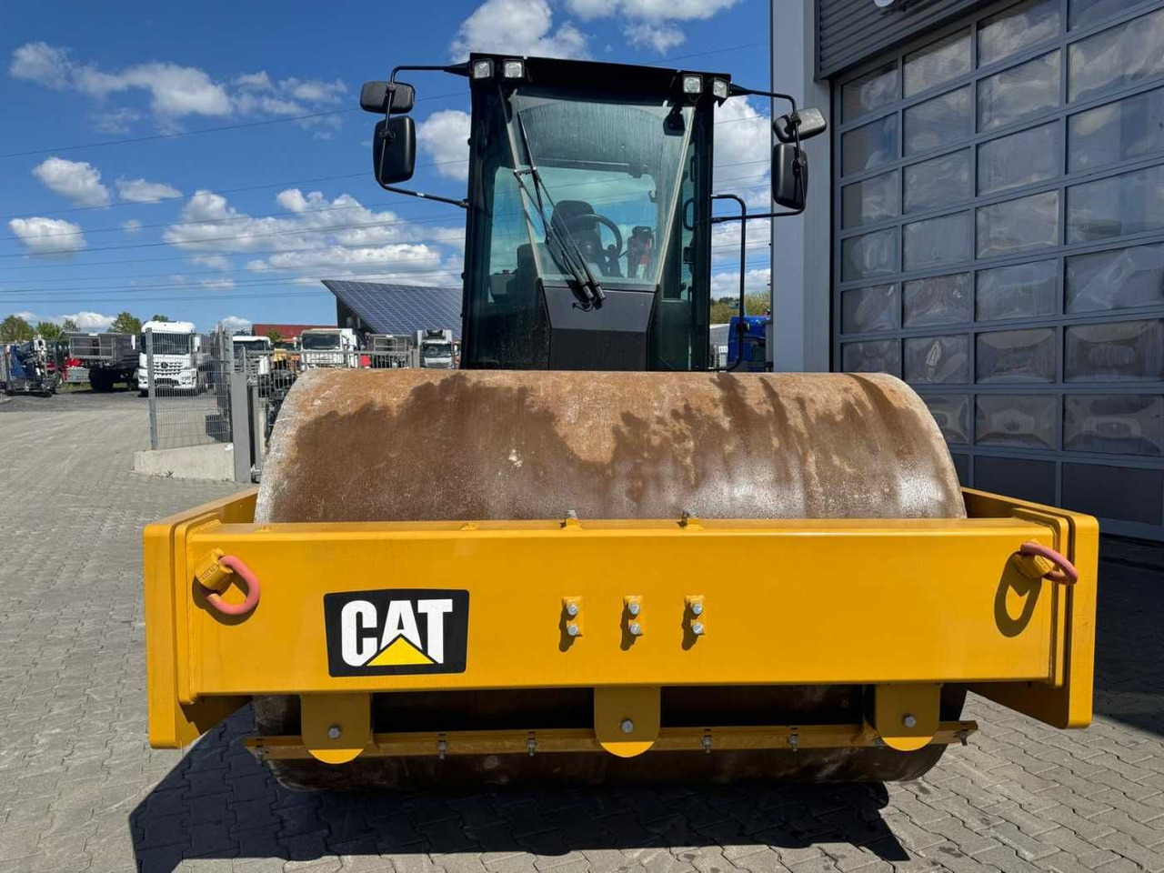 CAT CS66B / 2017 / nur 83h! / Klima / neuwertig! - ضاغطة التربة: صورة 3 CAT CS66B / 2017 / nur 83h! / Klima / neuwertig! - ضاغطة التربة: صورة 3