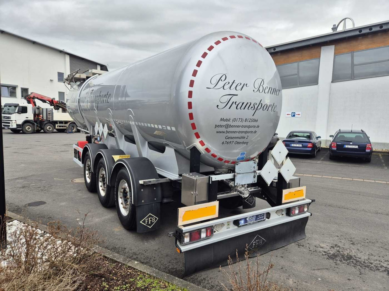 Feldbinder TSA 30.3 Gefahrgut ADR, 1 Kammer 30.000 Liter - نصف مقطورة صهريج: صورة 2 Feldbinder TSA 30.3 Gefahrgut ADR, 1 Kammer 30.000 Liter - نصف مقطورة صهريج: صورة 2