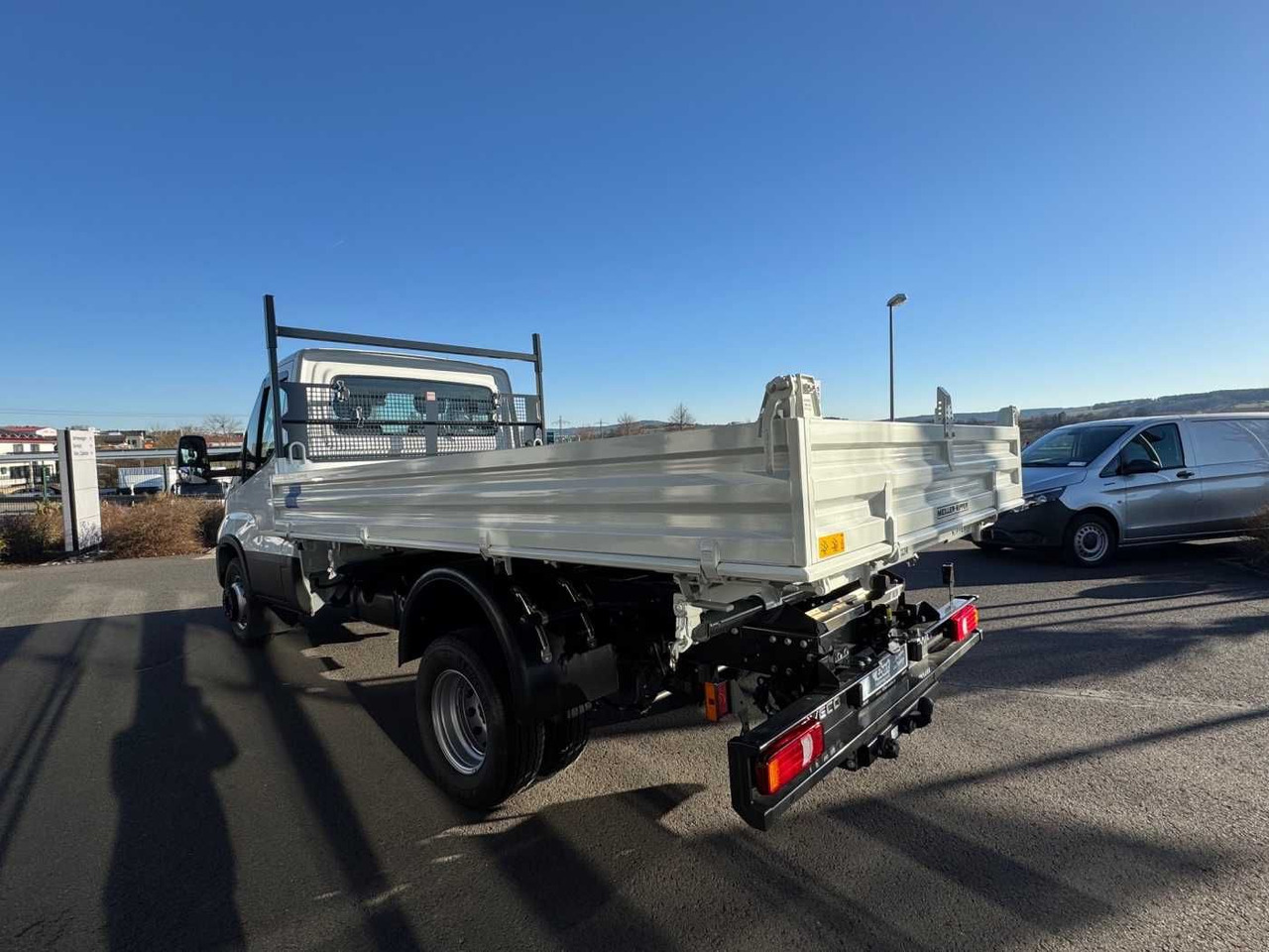 Iveco 70C18H Meiller 3-S.Kipper *2xAHK*Klima* - قلاب صغير: صورة 5 Iveco 70C18H Meiller 3-S.Kipper *2xAHK*Klima* - قلاب صغير: صورة 5
