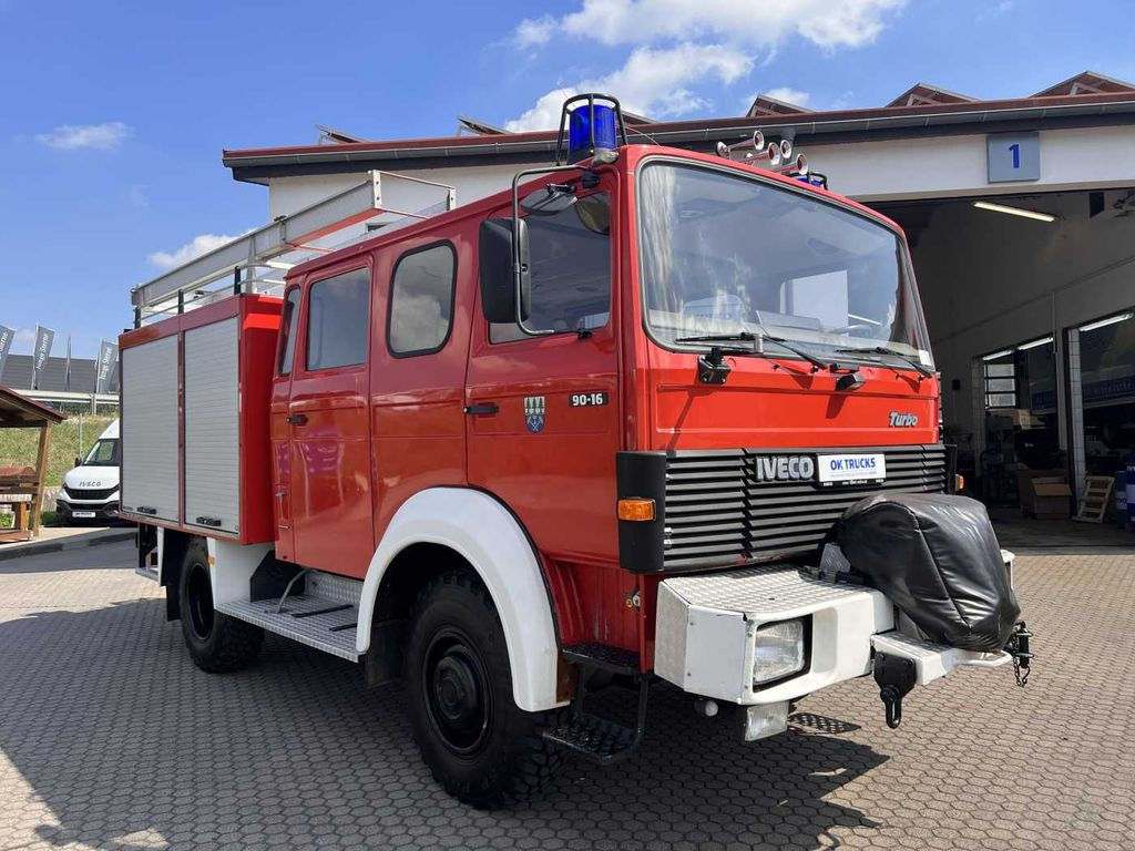 Iveco 90-16 AW 4x4 LF8 Feuerwehr Standheizung 9 Sitze Iveco 90-16 AW 4x4 LF8 Feuerwehr Standheizung 9 Sitze - شاحنة حريق: صورة 3 Iveco 90-16 AW 4x4 LF8 Feuerwehr Standheizung 9 Sitze Iveco 90-16 AW 4x4 LF8 Feuerwehr Standheizung 9 Sitze - شاحنة حريق: صورة 3