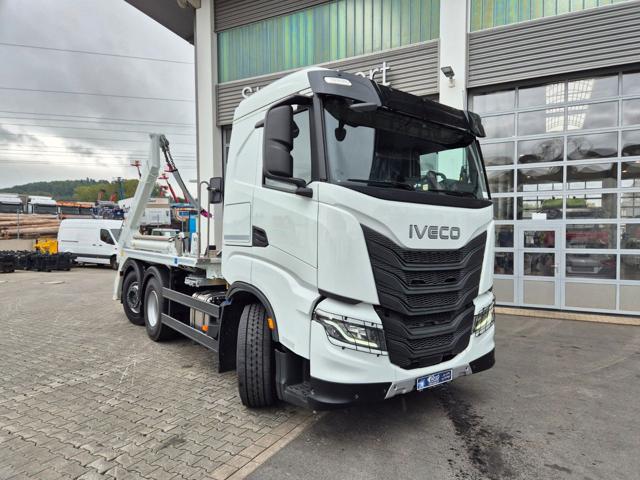 Iveco AS280X50Y/PS ON Meiller AK 16. T Funk AHK - شاحنة قلاب: صورة 2 Iveco AS280X50Y/PS ON Meiller AK 16. T Funk AHK - شاحنة قلاب: صورة 2