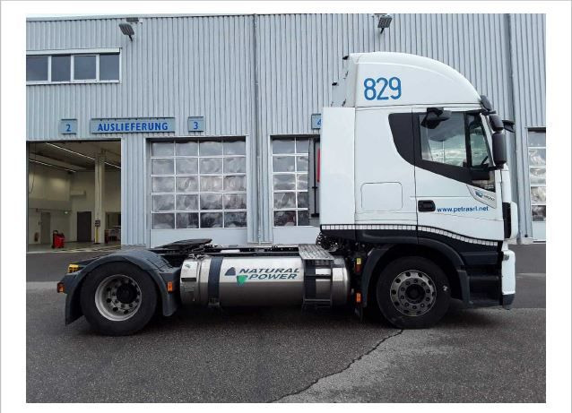 Iveco AS440S40T/P NG LNG Erdgas Intarder Iveco AS440S40T/P NG LNG Erdgas Intarder - رأس تريلا: صورة 2 Iveco AS440S40T/P NG LNG Erdgas Intarder Iveco AS440S40T/P NG LNG Erdgas Intarder - رأس تريلا: صورة 2