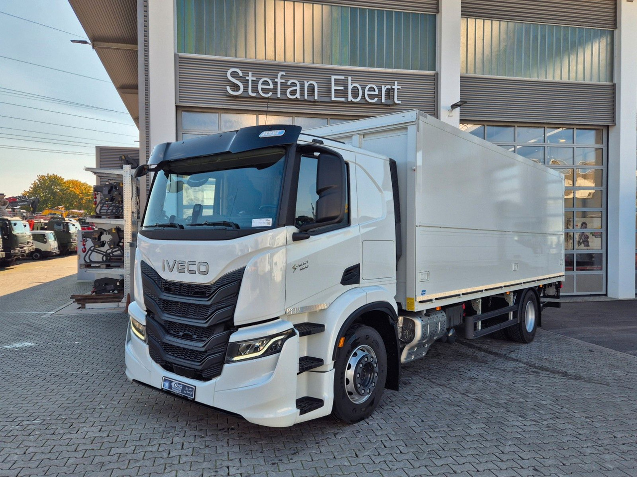 Iveco AT190S40/FP Böse Schwenkwand LBW AHK - شاحنة صندوقية: صورة 1 Iveco AT190S40/FP Böse Schwenkwand LBW AHK - شاحنة صندوقية: صورة 1