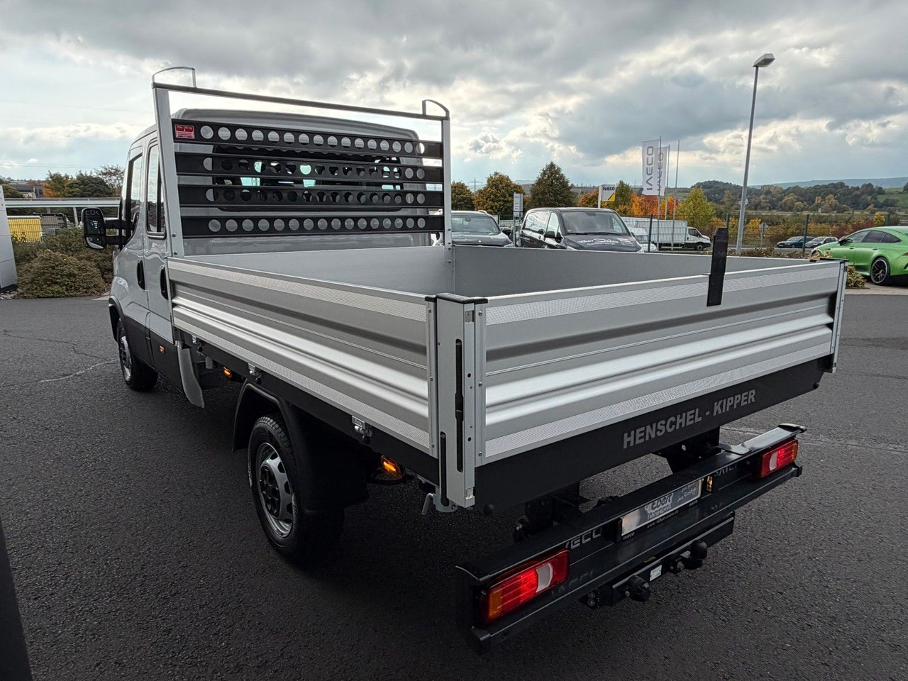 Iveco Daily 35S16 A8 *R.3450mm*Automatik*AHK*7-Sitze* - قلاب صغير, الشاحنات الصغيرة كابينة مزدوجة: صورة 4 Iveco Daily 35S16 A8 *R.3450mm*Automatik*AHK*7-Sitze* - قلاب صغير, الشاحنات الصغيرة كابينة مزدوجة: صورة 4